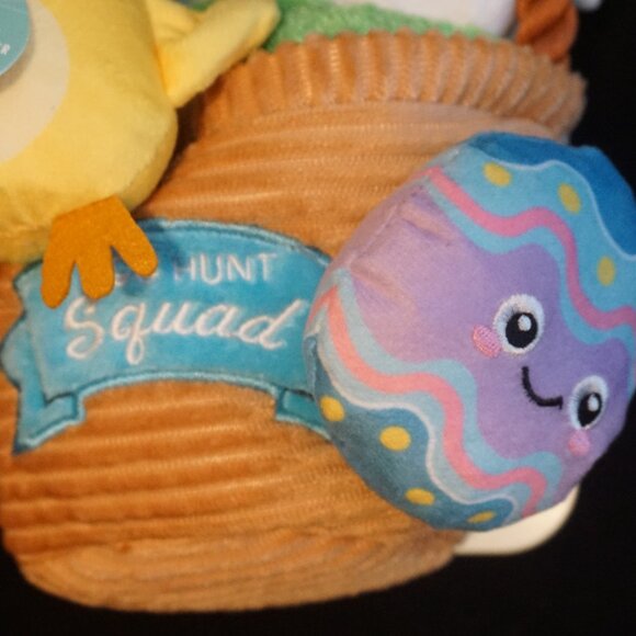 Hide & Seek Easter Basket Plush Dog Toy Small to Medium Squeaker Crinkle - Picture 2 of 8